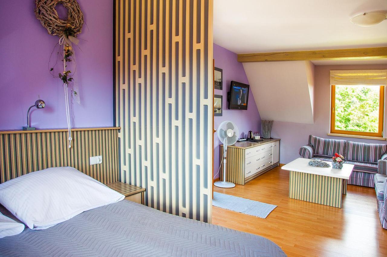 Sloneczny Port Bed and Breakfast Mikołajki Buitenkant foto